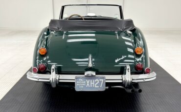 Unknown-3000-1967-British-Racing-Green-Black-5