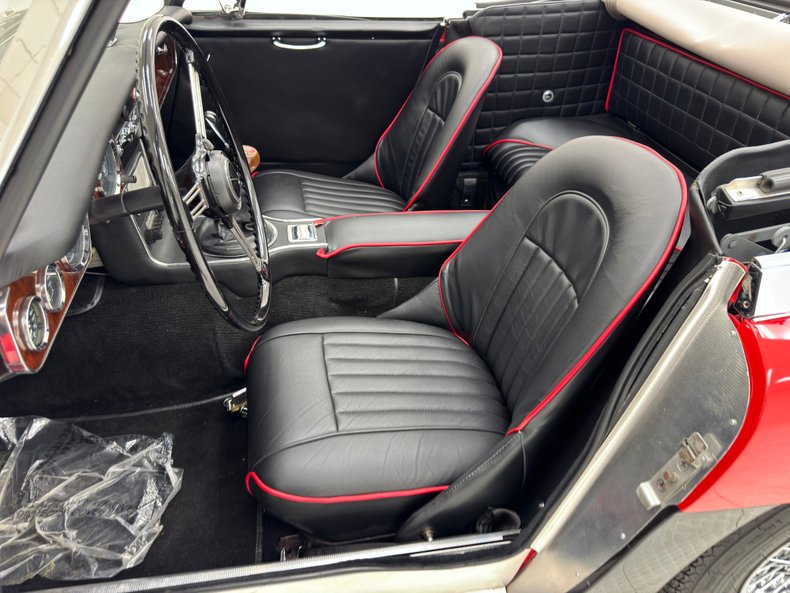 Unknown-3000-1967-Colorado-Red-Black-10