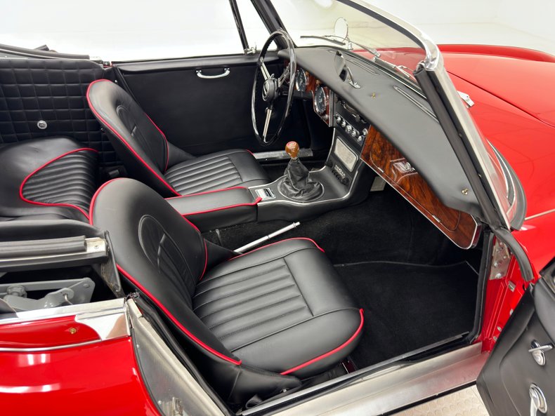 Unknown-3000-1967-Colorado-Red-Black-9