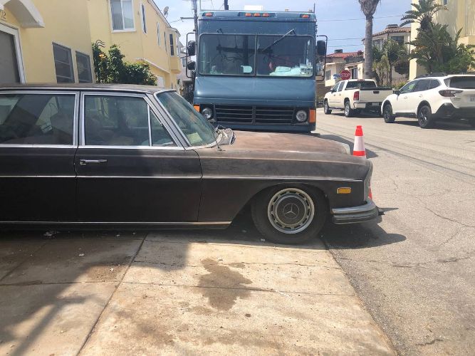 Unknown-300sel-1970-Black-Tan-2