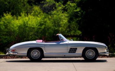Unknown-300sl-1957-Silver-Red-2