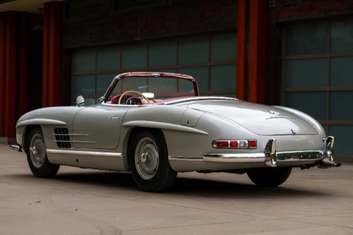 Unknown-300sl-1957-Silver-Red-7
