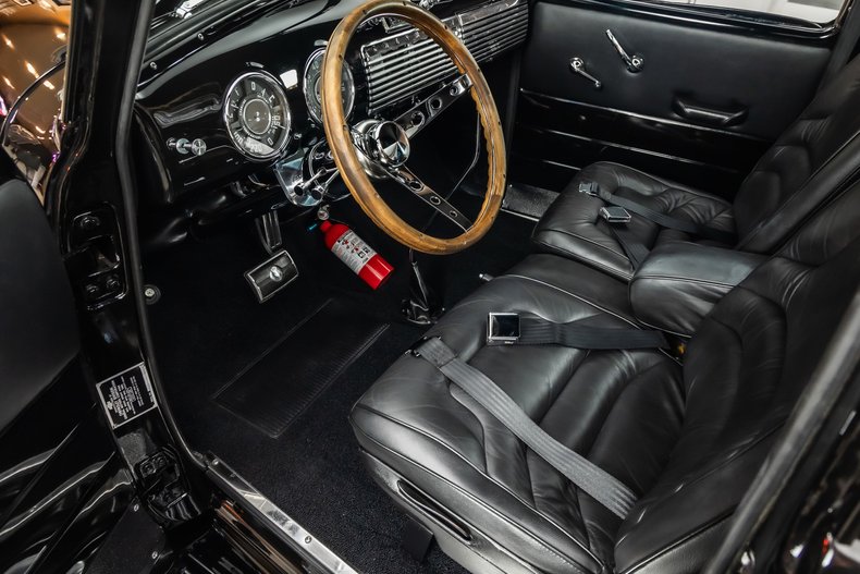 Unknown-3100-1953-Black-2