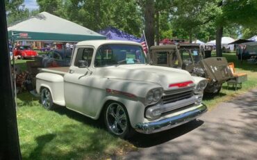 Unknown-3100-1958-Pearl-White-1