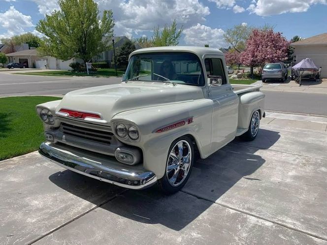 Unknown-3100-1958-Pearl-White-12