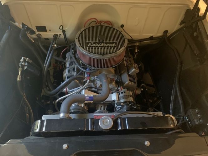 Unknown-3100-1958-Pearl-White-9