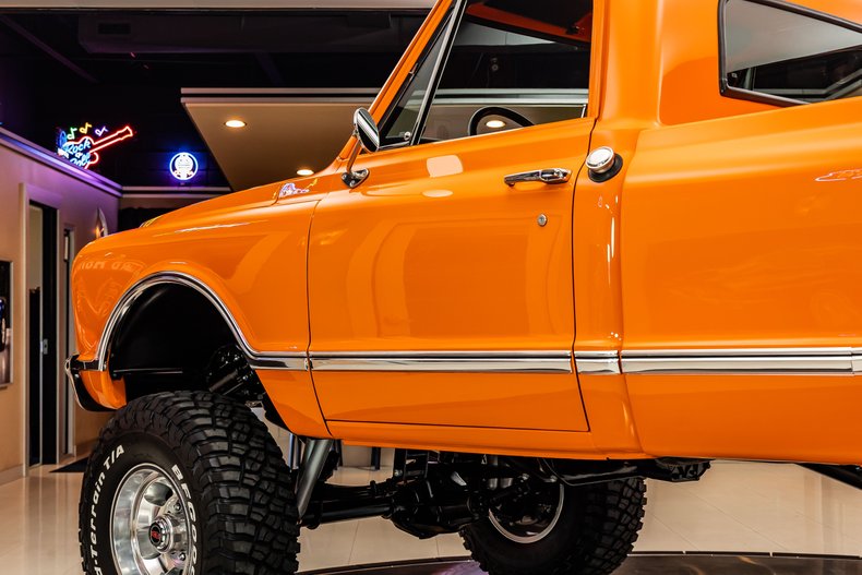 Unknown-3500-1967-Orange-Black-1