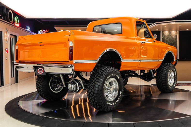 Unknown-3500-1967-Orange-Black-19