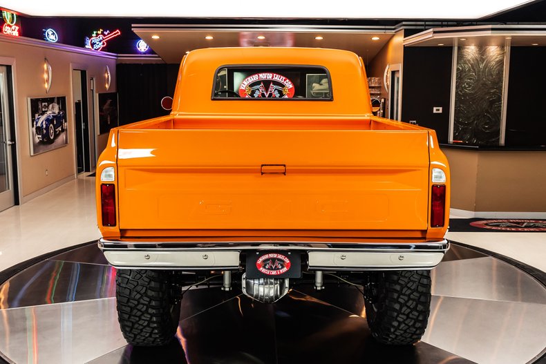Unknown-3500-1967-Orange-Black-22