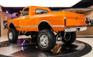 Unknown-3500-1967-Orange-Black-23