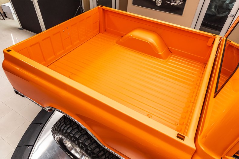 Unknown-3500-1967-Orange-Black-30