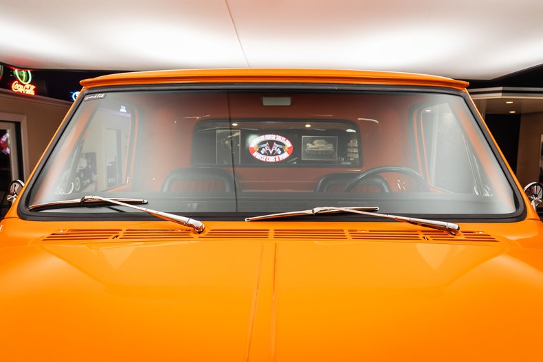 Unknown-3500-1967-Orange-Black-32