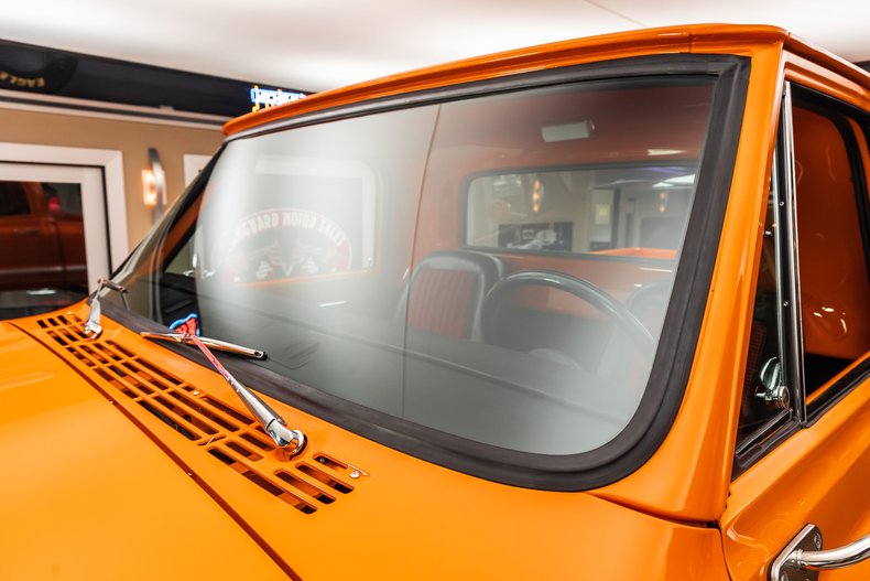 Unknown-3500-1967-Orange-Black-33