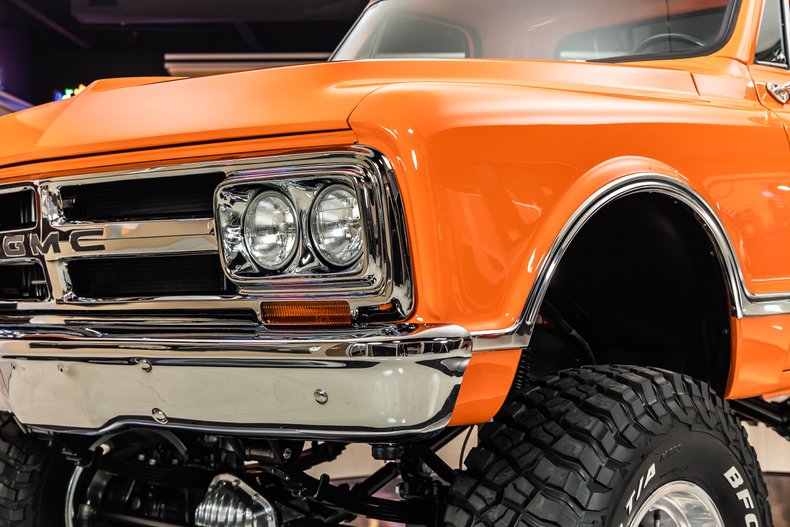 Unknown-3500-1967-Orange-Black-35