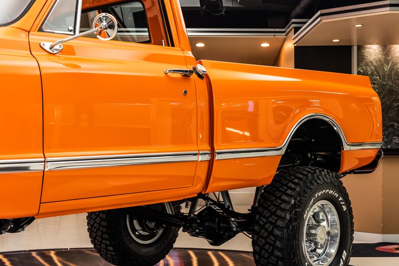 Unknown-3500-1967-Orange-Black-36