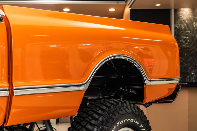 Unknown-3500-1967-Orange-Black-37