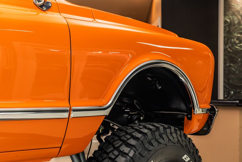 Unknown-3500-1967-Orange-Black-41