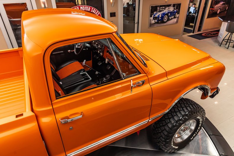 Unknown-3500-1967-Orange-Black-42