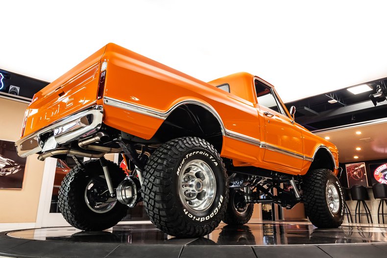 Unknown-3500-1967-Orange-Black-43
