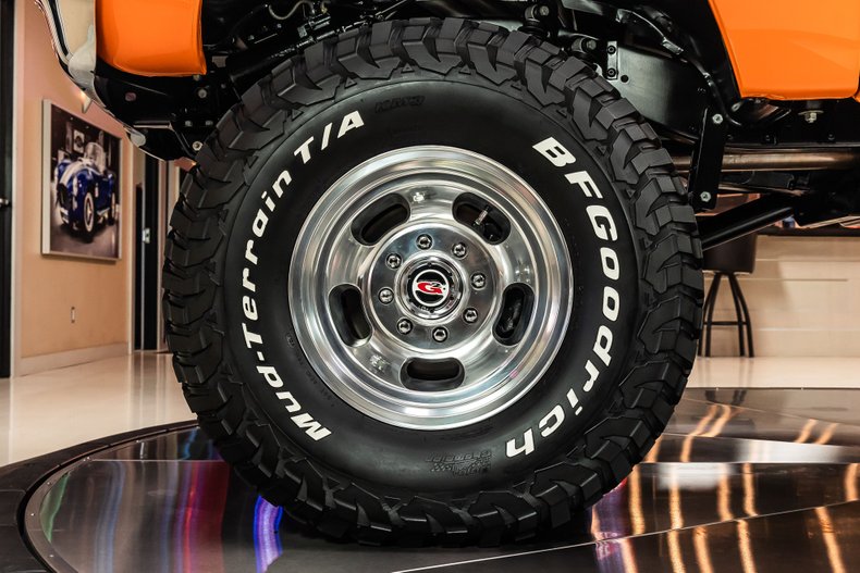 Unknown-3500-1967-Orange-Black-46