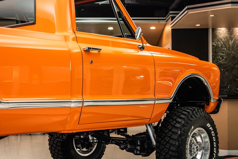 Unknown-3500-1967-Orange-Black-9