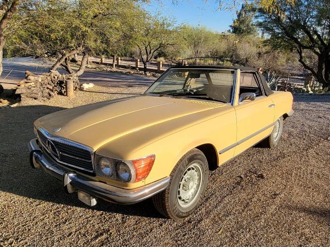 Unknown-350sl-1972-YellowBlack-Top
