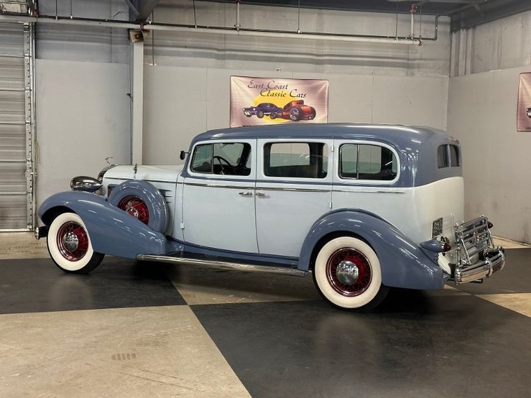 Unknown-355-c-1935-Light-BlueWhite-Dark-Blue-1