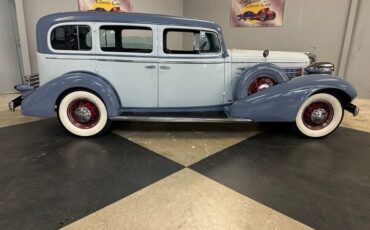 Unknown-355-c-1935-Light-BlueWhite-Dark-Blue-26