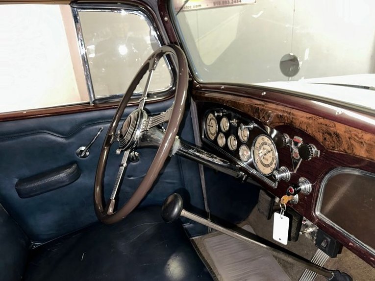 Unknown-355-c-1935-Light-BlueWhite-Dark-Blue-30