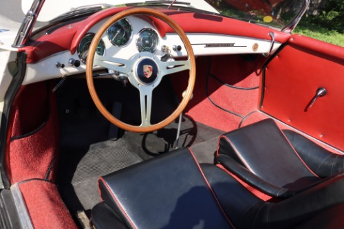 Unknown-356a-1957-White-RedBlack-6