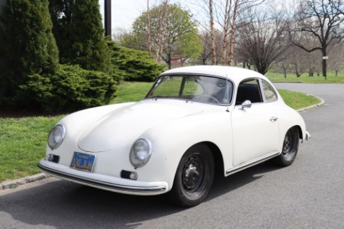 Unknown-356a-1958-White-Black-1