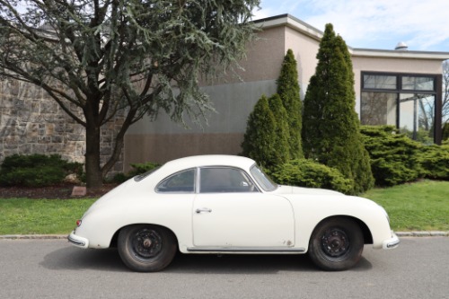Unknown-356a-1958-White-Black-2