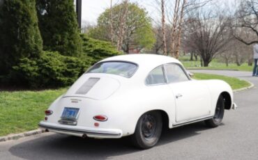 Unknown-356a-1958-White-Black-4
