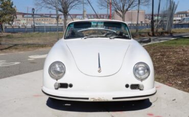 Unknown-356a-1959-White-Black-2
