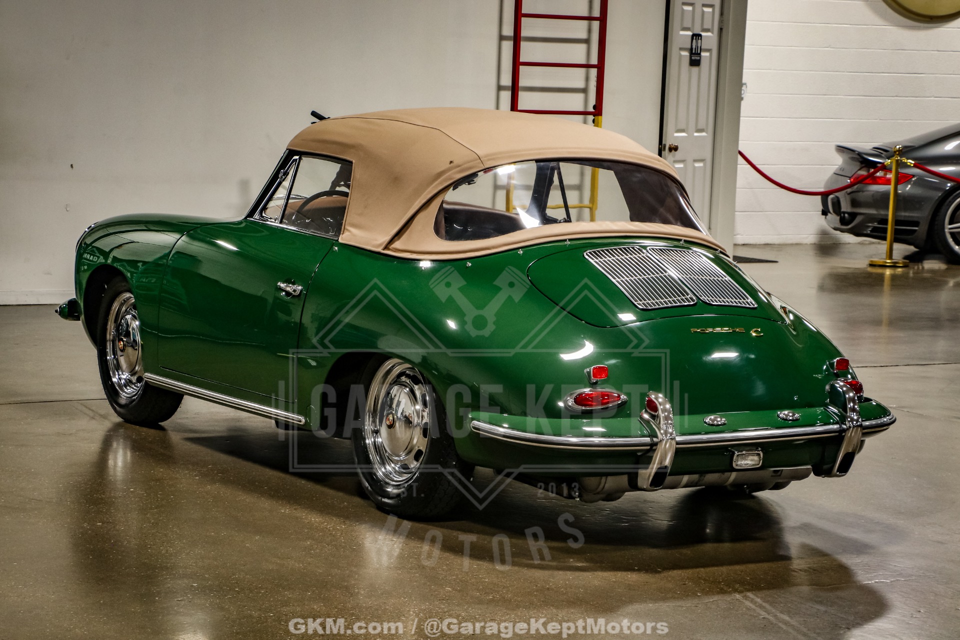 Unknown-356c-1965-Irish-Green-BeigeTan-17