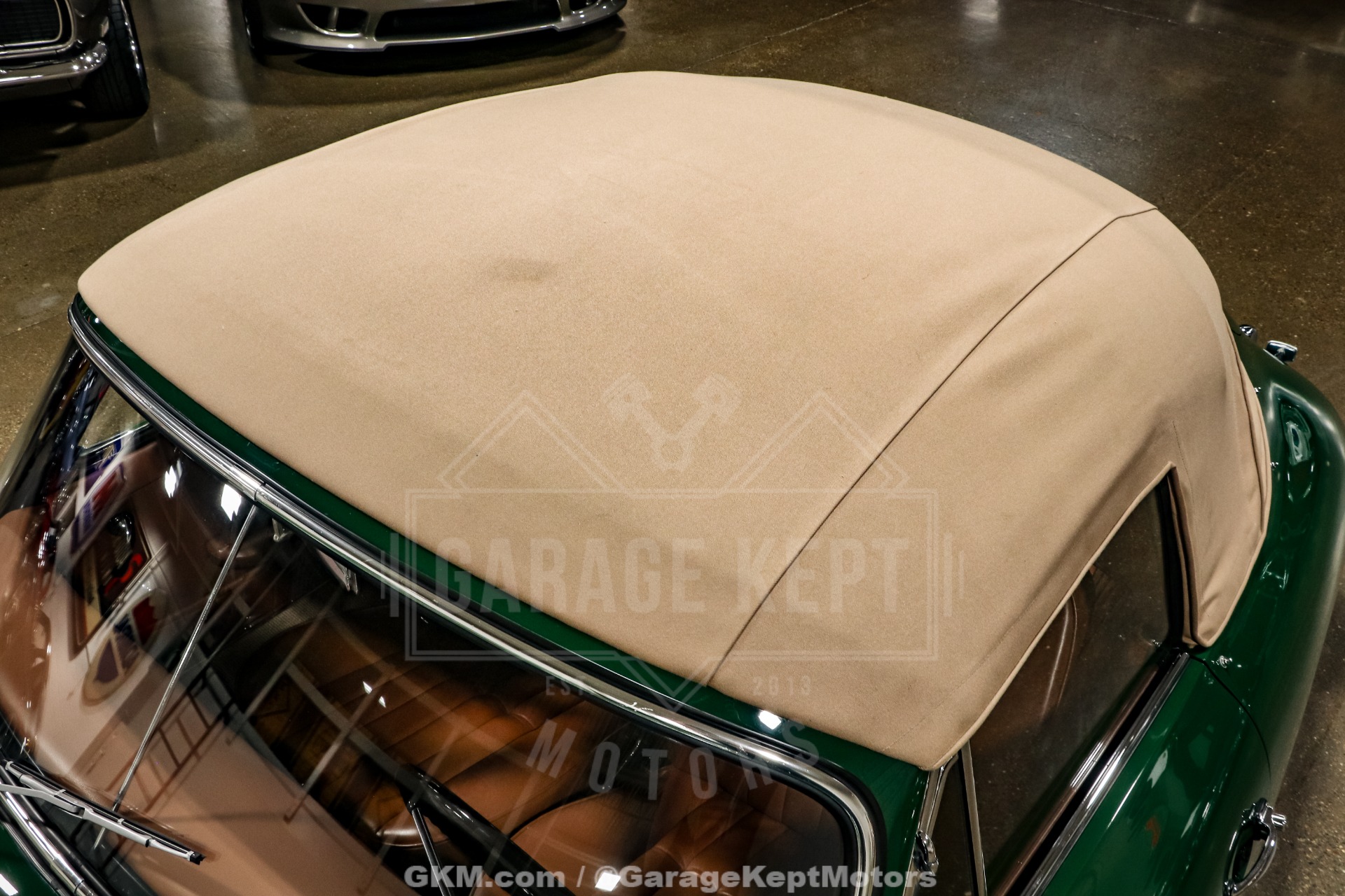 Unknown-356c-1965-Irish-Green-BeigeTan-21