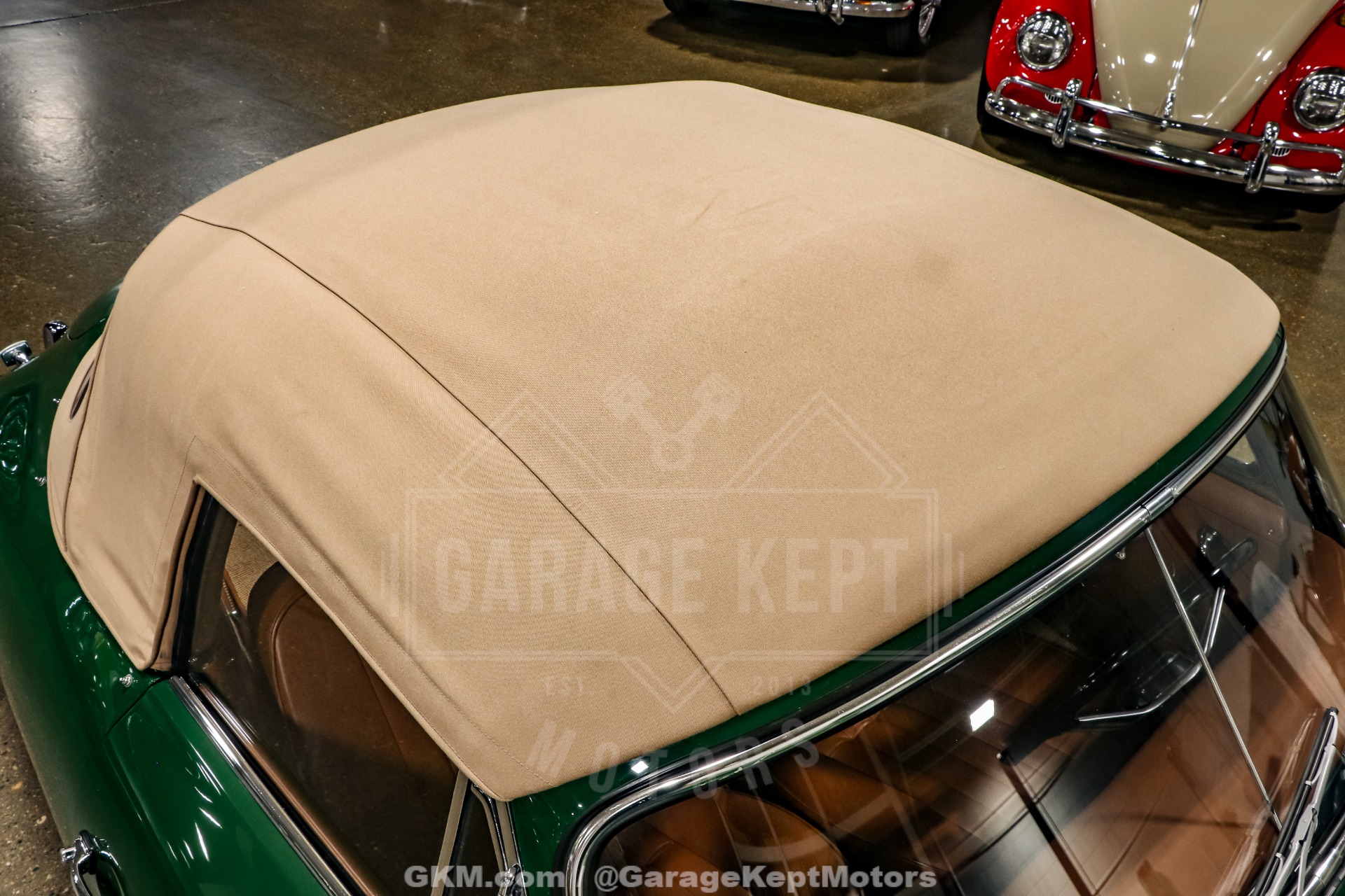 Unknown-356c-1965-Irish-Green-BeigeTan-26