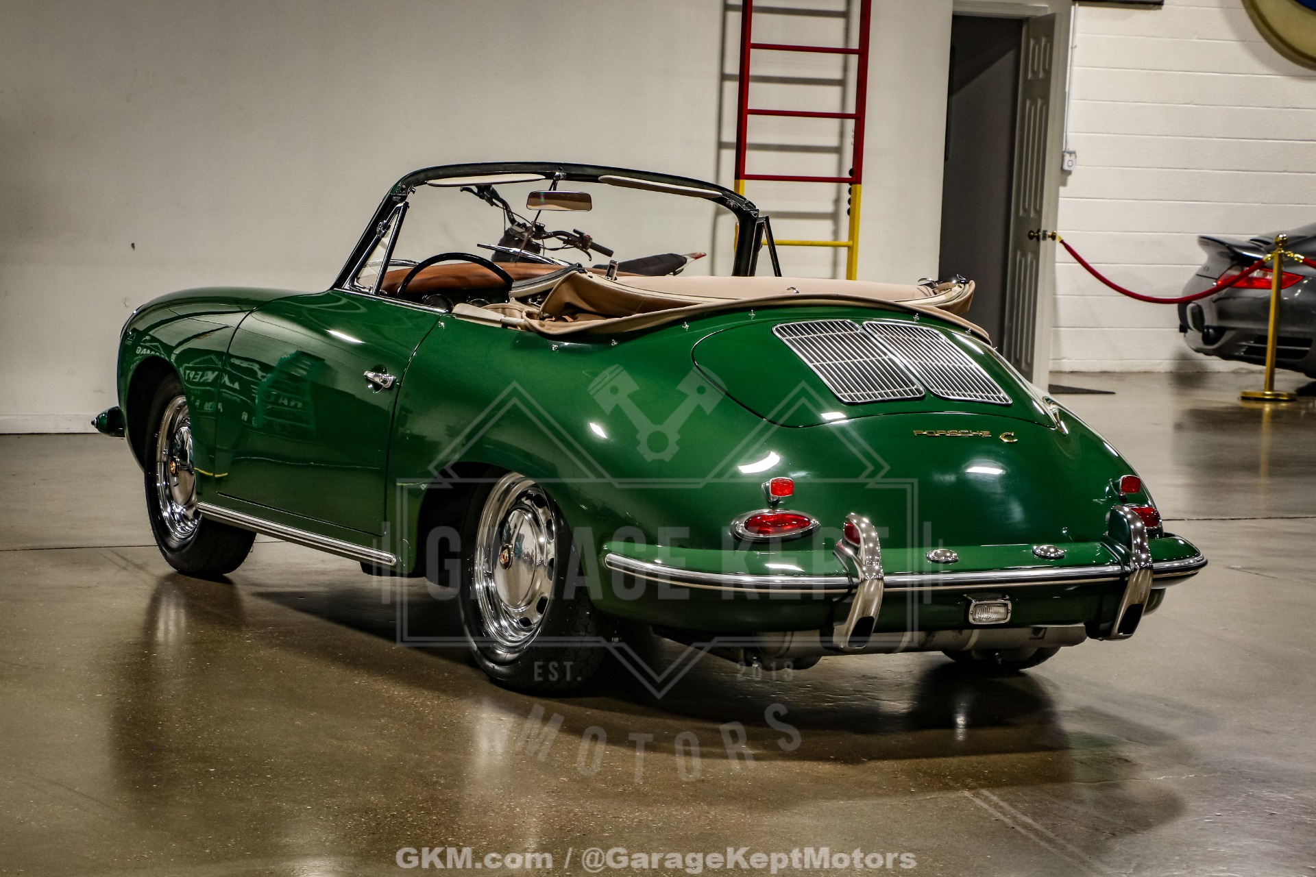 Unknown-356c-1965-Irish-Green-BeigeTan-35