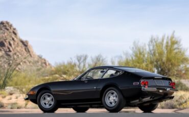 Unknown-365-gtb4-1973-Black-BlackRed-2