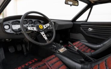 Unknown-365-gtb4-1973-Black-BlackRed-3