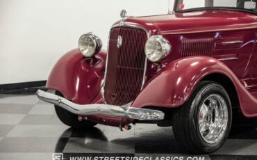 Unknown-4-door-1934-Maroon-Beige-12