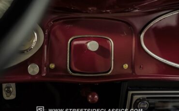 Unknown-4-door-1934-Maroon-Beige-44