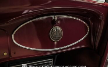 Unknown-4-door-1934-Maroon-Beige-45