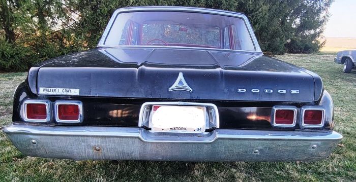 Unknown-440-1964-Black-Red-1