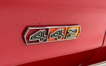 Unknown-442-1967-Spanish-Red-Black-24