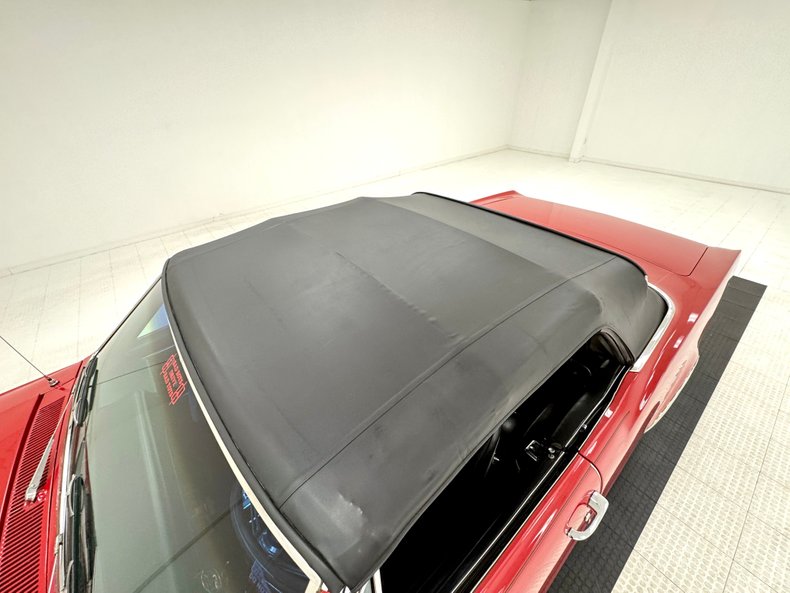Unknown-442-1967-Spanish-Red-Black-25