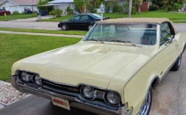 Unknown-442-1967-Yellow-11
