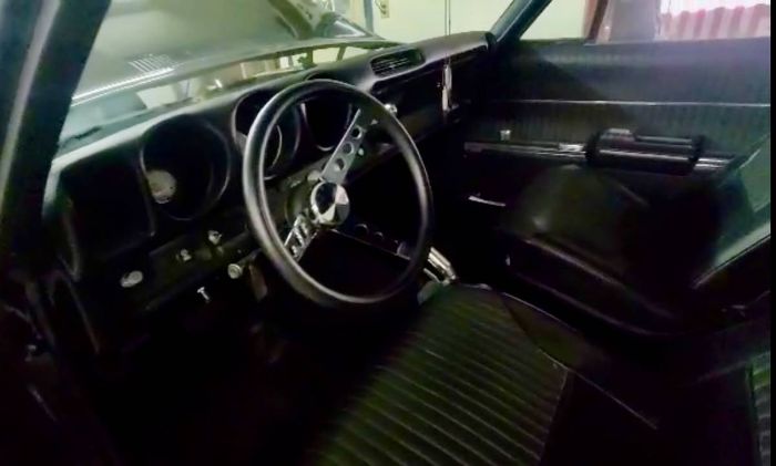 Unknown-442-1968-Black-Black-14
