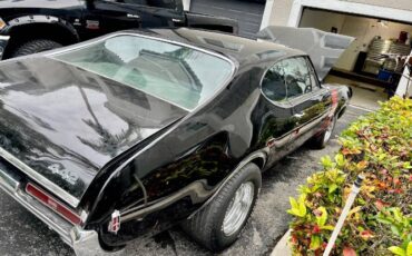 Unknown-442-1968-Black-Black-2