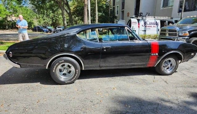 Unknown-442-1968-Black-Black-27